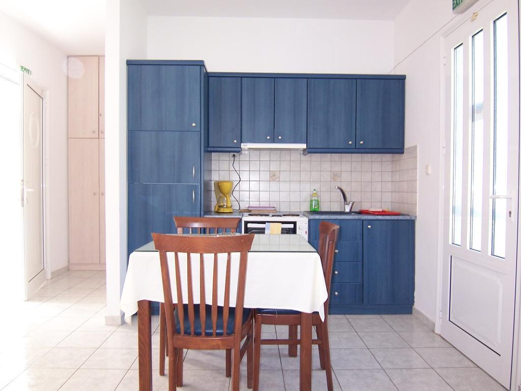 Iliaktida Studio-Villas Frínion Chambre photo