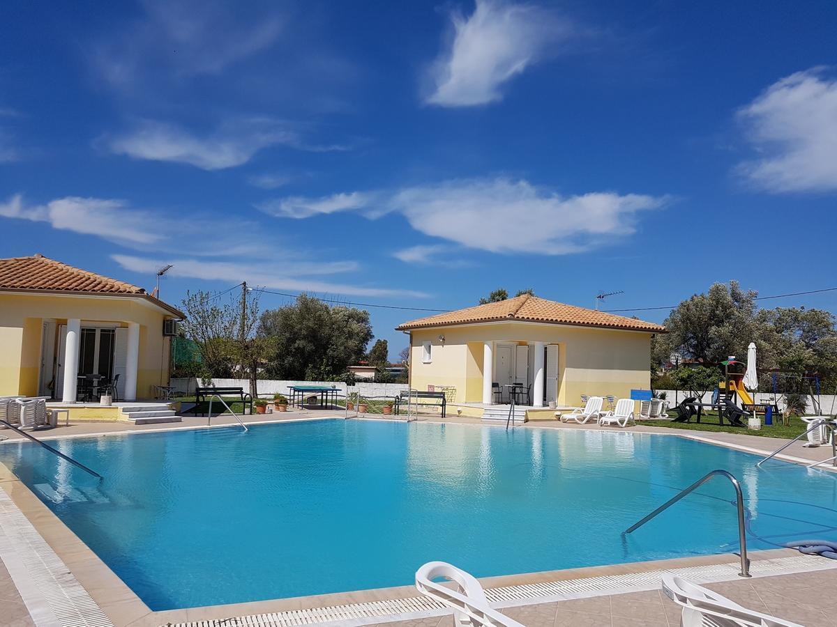 Iliaktida Studio-Villas Frínion Extérieur photo