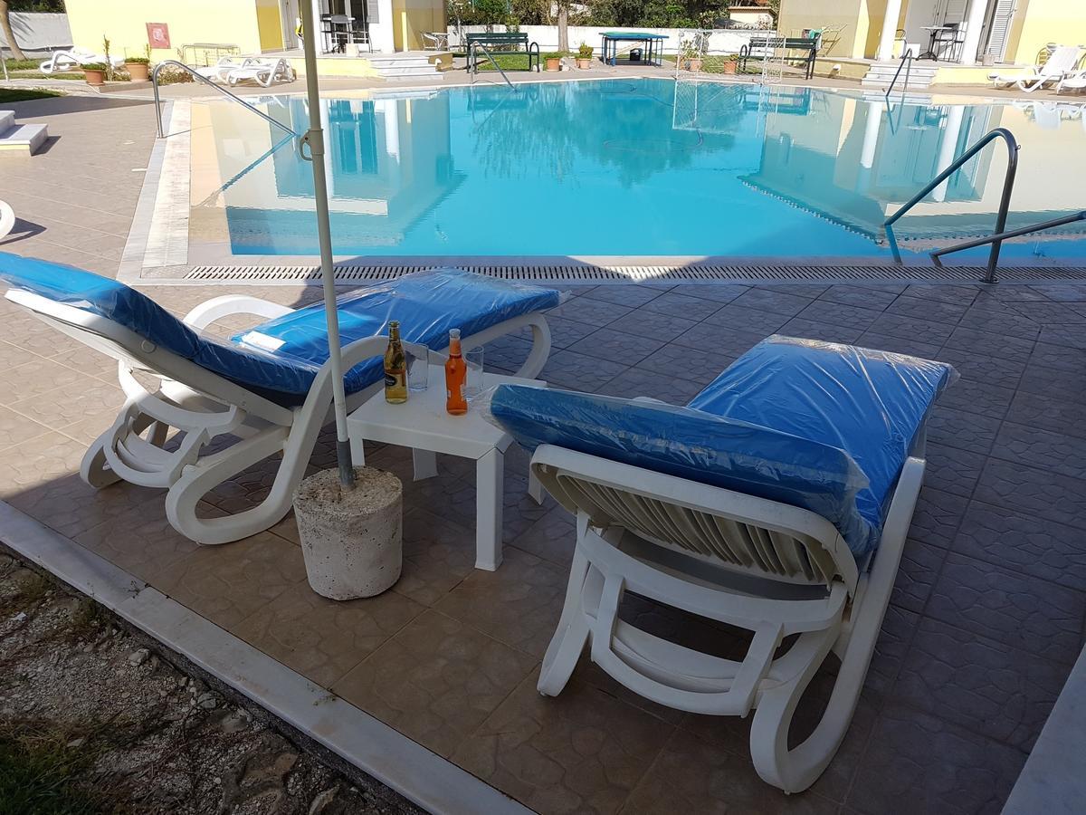 Iliaktida Studio-Villas Frínion Extérieur photo